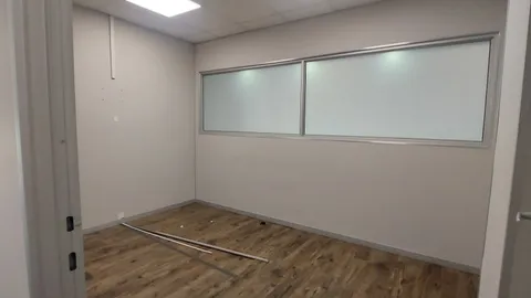 Oxford Corner, 32A Jellicoe Avenue, Rosebank, Gauteng - 148m² office  (7)